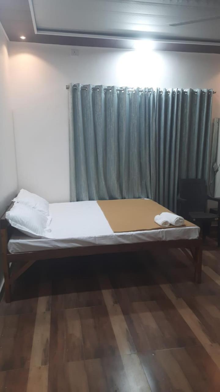Mohor Retreat Hotell Alībāg Rum bild